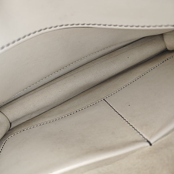 J'adior Calfskin White