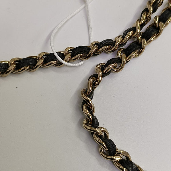 THREAD AROUND Quilted Grained Calfskin Blue