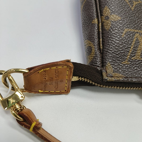 ACCESSOIRES Monogram Coated Canvas Brown