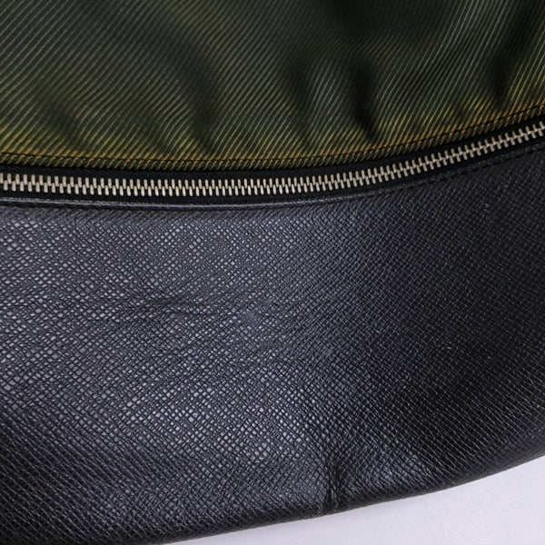 VIKTOR Calfskin Black