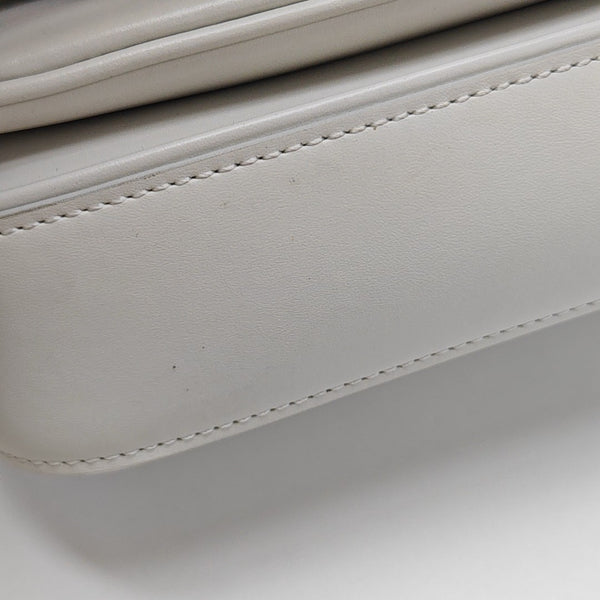 SWING Calfskin White