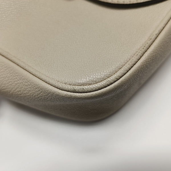 Buckle Calfskin Beige