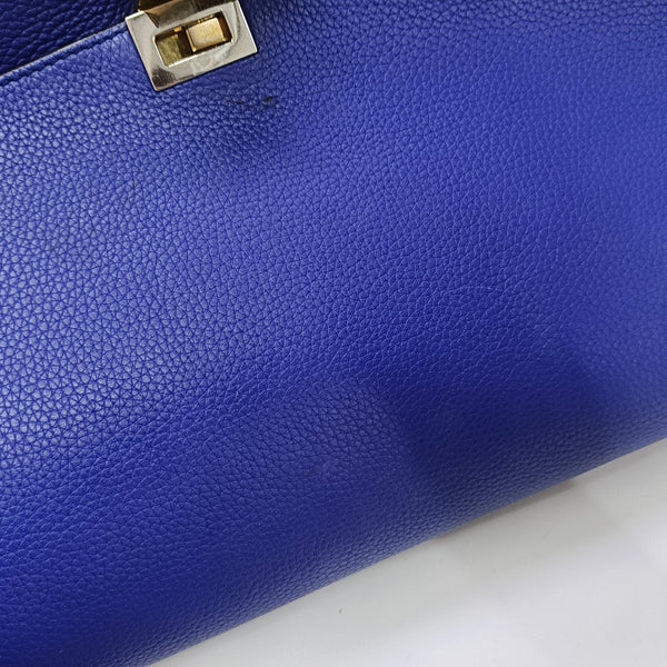 TRAPEZE Medium Calfskin Blue