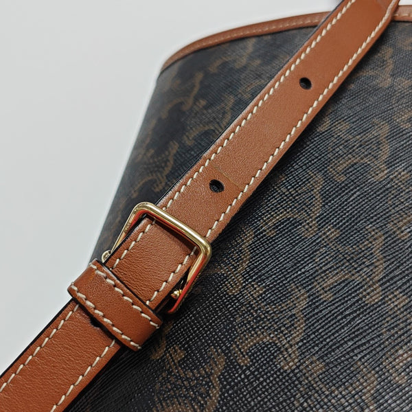 FOLCO Medium Coated Canvas Brown