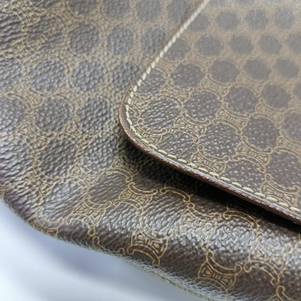 Coated Canvas Brown