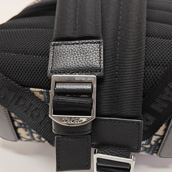 Oblique Canvas Backpack Blue