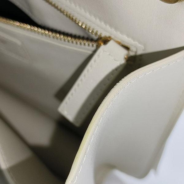 LE CARRÉ Small Calfskin White