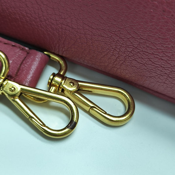 Calfskin Shoulder Bag Pink