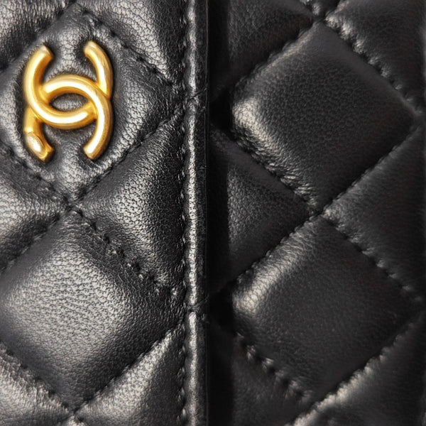Quilted Lambskin Shoulder Bag Black