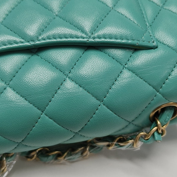 CLASSIC FLAP Mini Quilted Lambskin Green