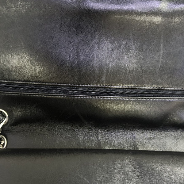CLASSIC FLAP Jumbo Quilted Patent Leather Black