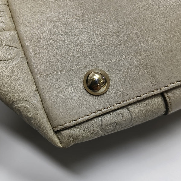 Abbey Monogram Calfskin White