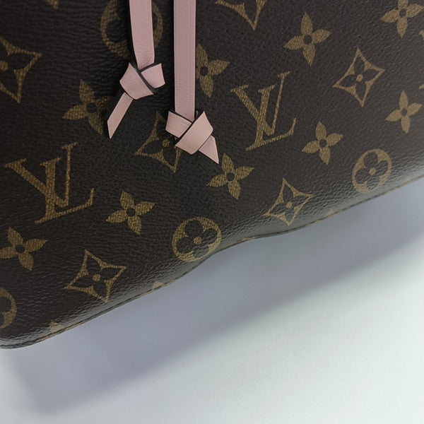 NÉONOÉ MM Monogram Coated Canvas Brown
