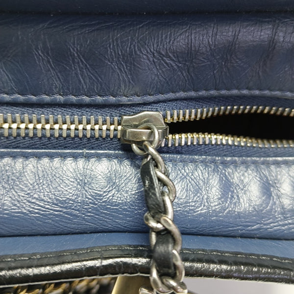 Authenticated pre-owned GABRIELLE Small Quilted Calfskin Blue - Shoulder Bag at Looply