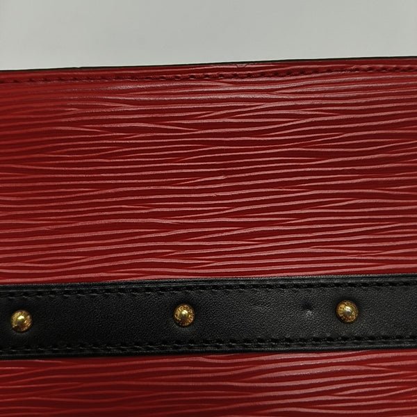 TRUNK Epi Red