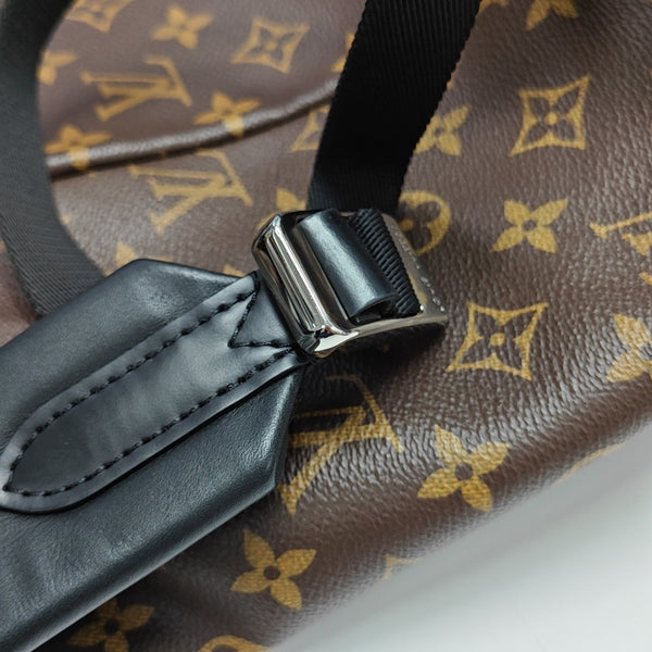 Coated Canvas Backpack Brown