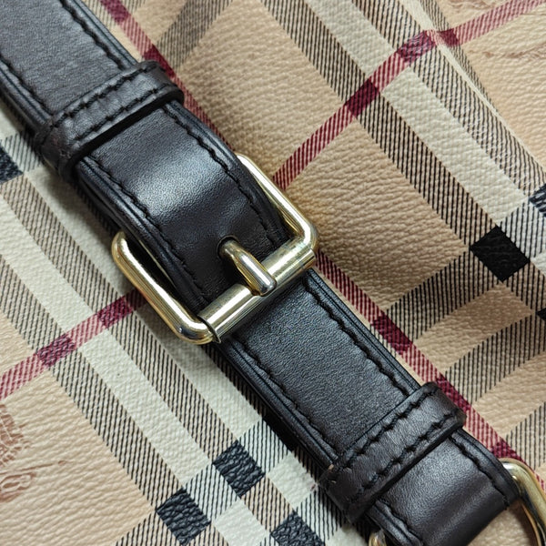 Northfield Coated Canvas Beige