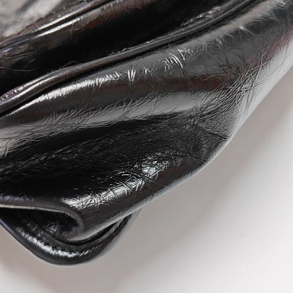 NIKI Medium Chevron Calfskin Black