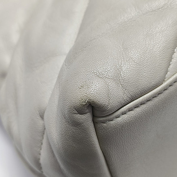 PUFFER Medium Quilted Lambskin White