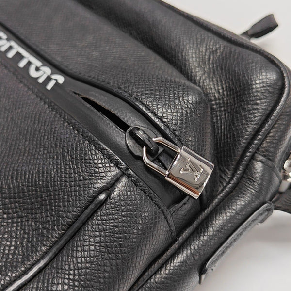 Calfskin Shoulder Bag Black