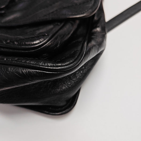 NIKI Medium Chevron Calfskin Black