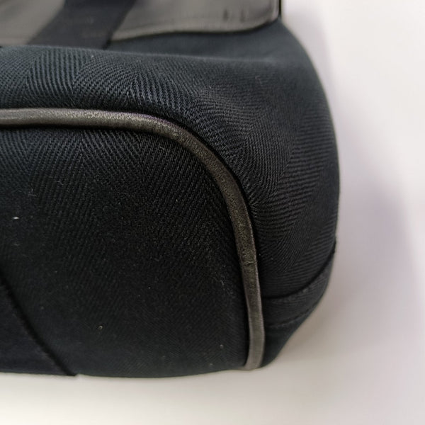 Valparaiso Canvas Black