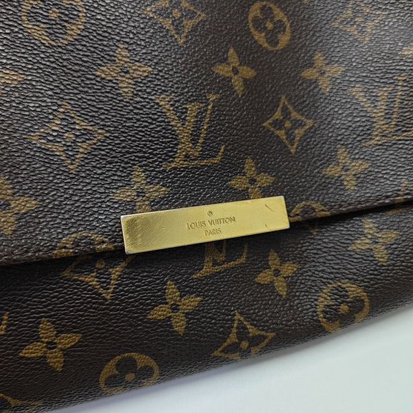 FAVORITE MM Monogram Coated Canvas Brown