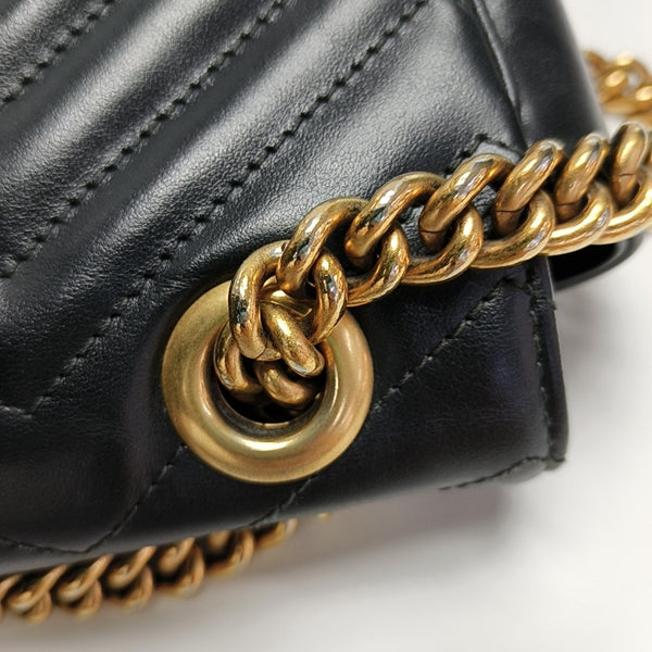 GG Marmont Medium Quilted Calfskin Black