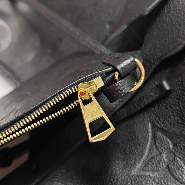 CARRYALL PM Monogram Calfskin Black
