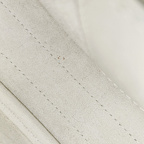 Bobby Medium Calfskin White