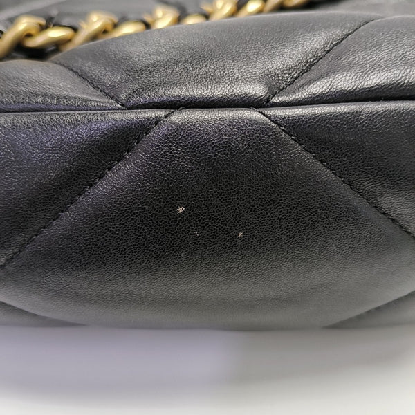 CHANEL 19 Large Quilted Lambskin Black