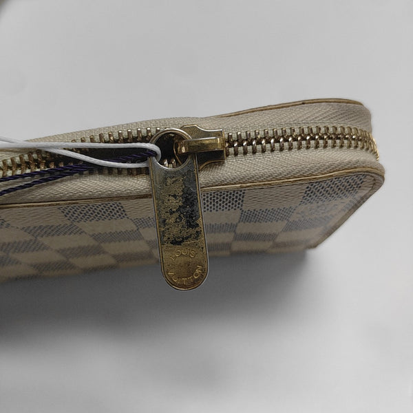 ZIPPY Damier Azur Coated Canvas White Wallet