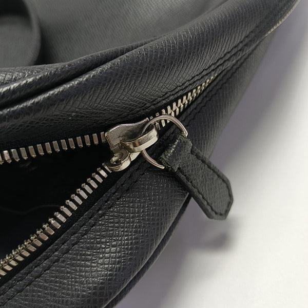 IGOR Calfskin Black