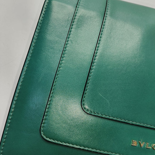 SERPENTI FOREVER Medium Calfskin Green