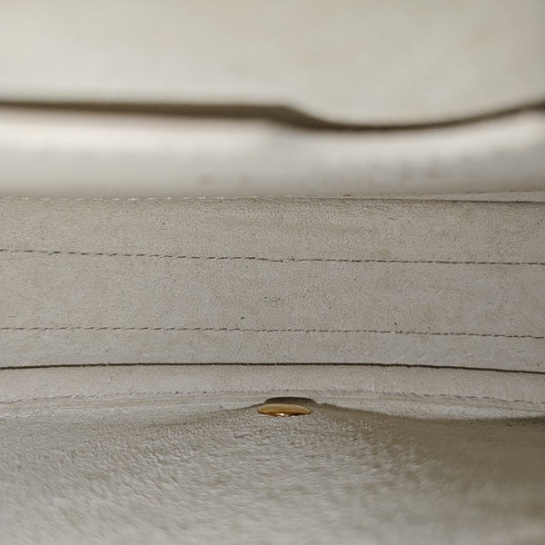 Bobby Medium Calfskin White