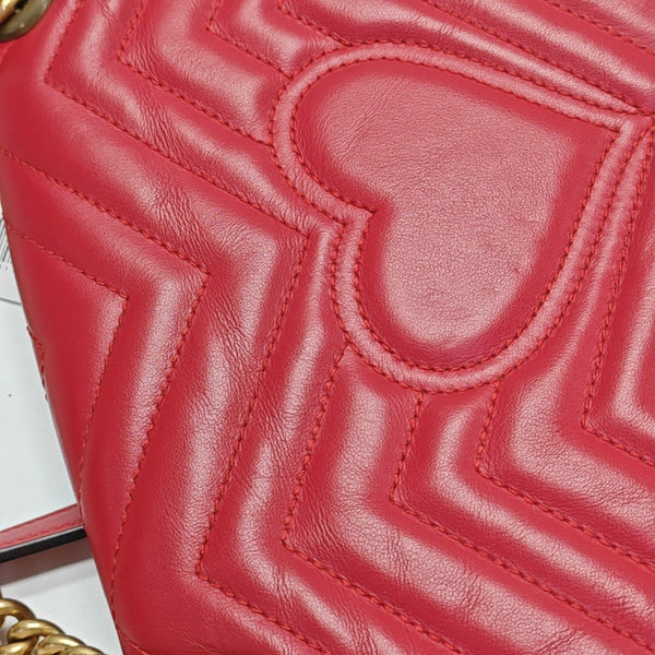 GG Marmont Medium Quilted Calfskin Red