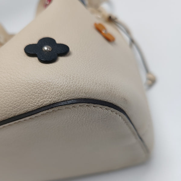 LOCKME Calfskin Beige