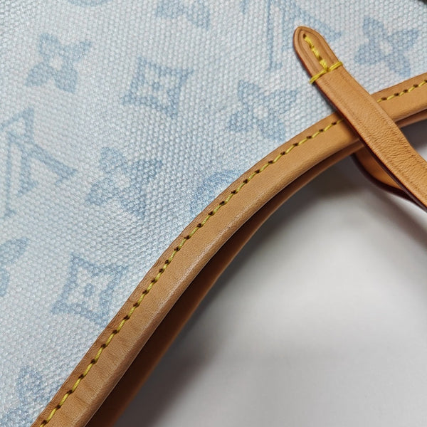 CARRYALL PM Monogram Coated Canvas Blue