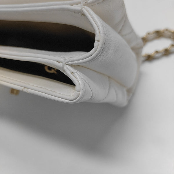Quilted Lambskin Shoulder Bag Mini White