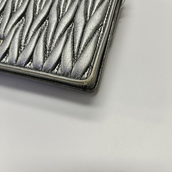 Matelassé Quilted Lambskin Silver