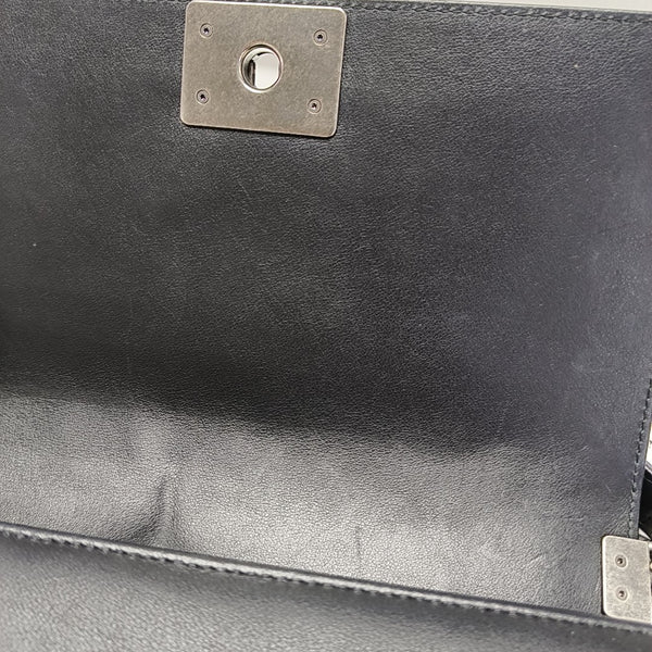 BOY CHANEL Medium Quilted Calfskin Black