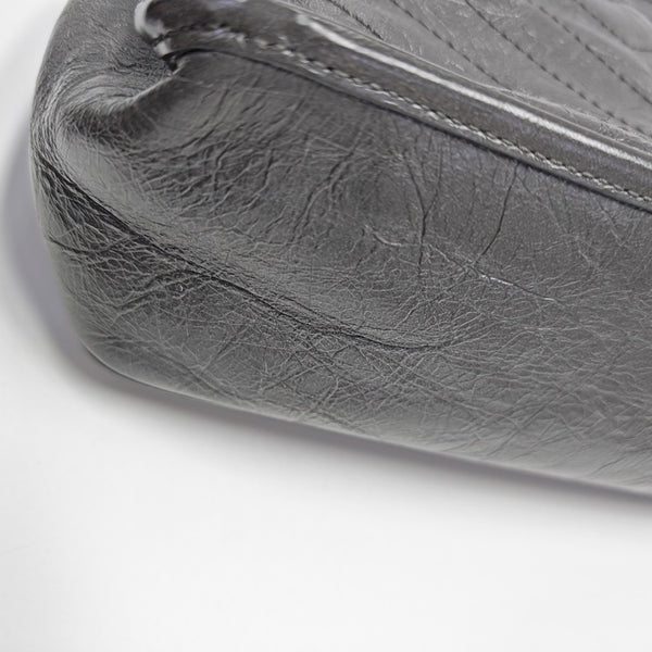 NIKI Medium Chevron Calfskin Gray