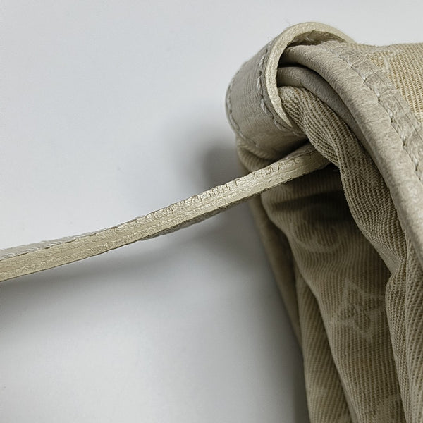 SAUMUR 28 Monogram Canvas Beige