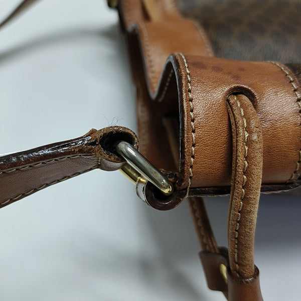 MACADAM BUCKET Coated Canvas Brown