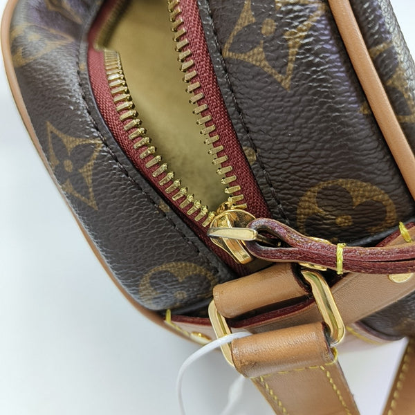 BOITE CHAPEAU PM Monogram Coated Canvas Brown