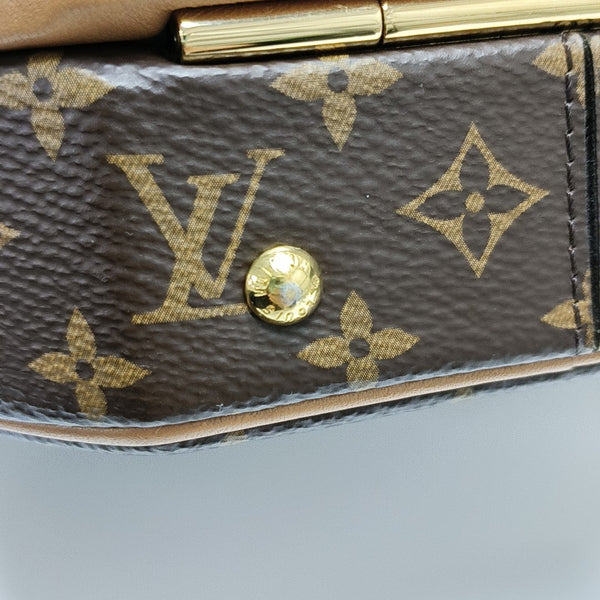 BOITE CHAPEAU PM Monogram Coated Canvas Brown