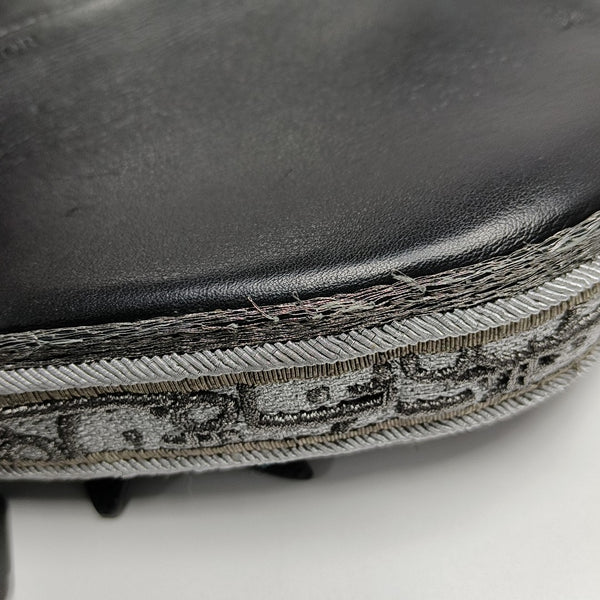 Saddle Medium Oblique Fabric Gray