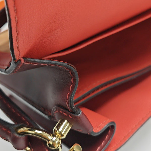 Roulis Suede Red