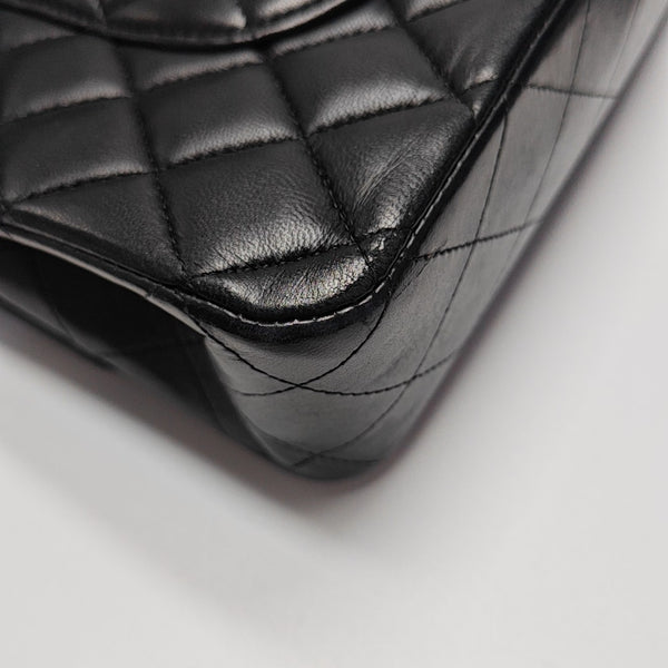 CLASSIC FLAP Medium Quilted Lambskin Black