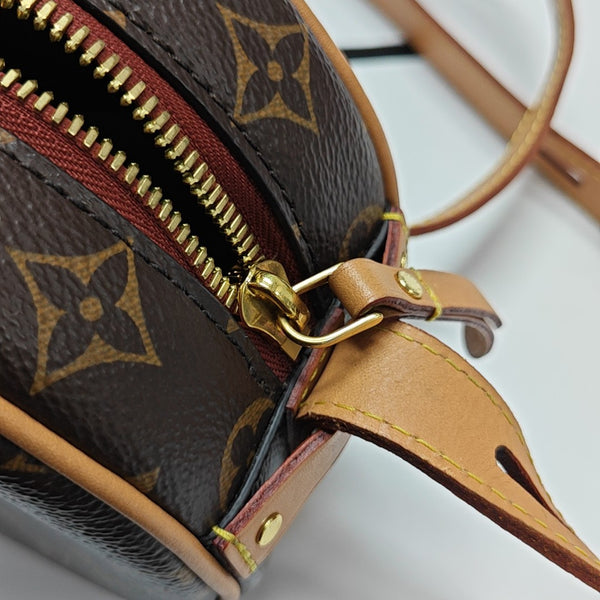 BOITE CHAPEAU PM Monogram Coated Canvas Brown